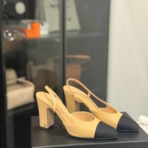 CHANEL Tan and Black Slingback Heels